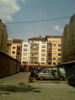 img2_001.jpg img2_001.jpg